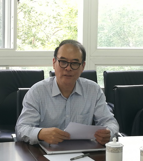 黄行研究员汇报项目进展情况.png